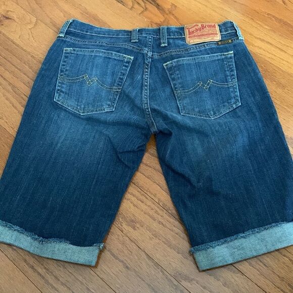 Lucky Brand size 4/27 Bermuda Denim shorts - Picture 2 of 10